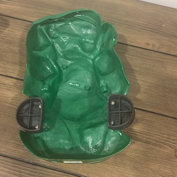 Incredible Hulk Marvel legends select base smashed car - Picture 5 of 6